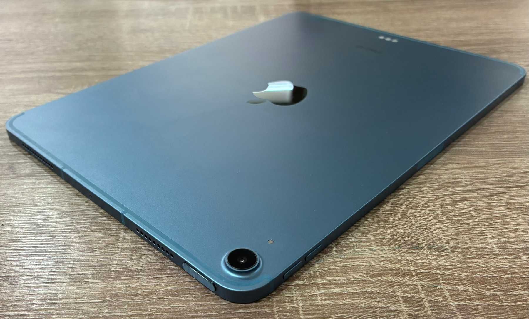 Продавам Ipad Air 5gen 64gb