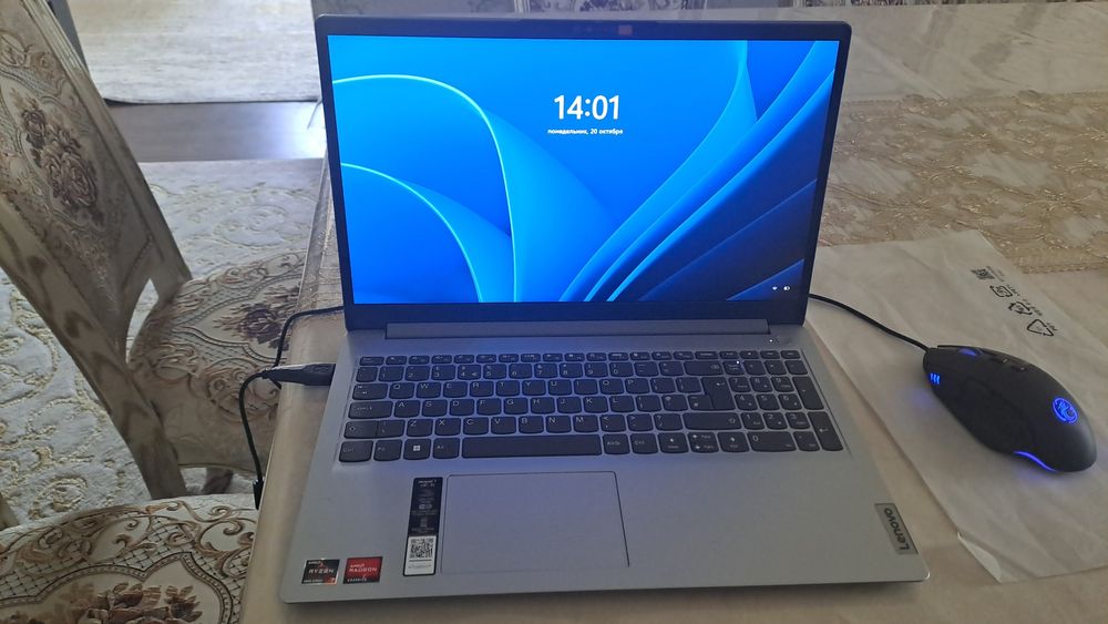 Lenovo IdeaPad 1 Yangi pul zaril kelishamiz
