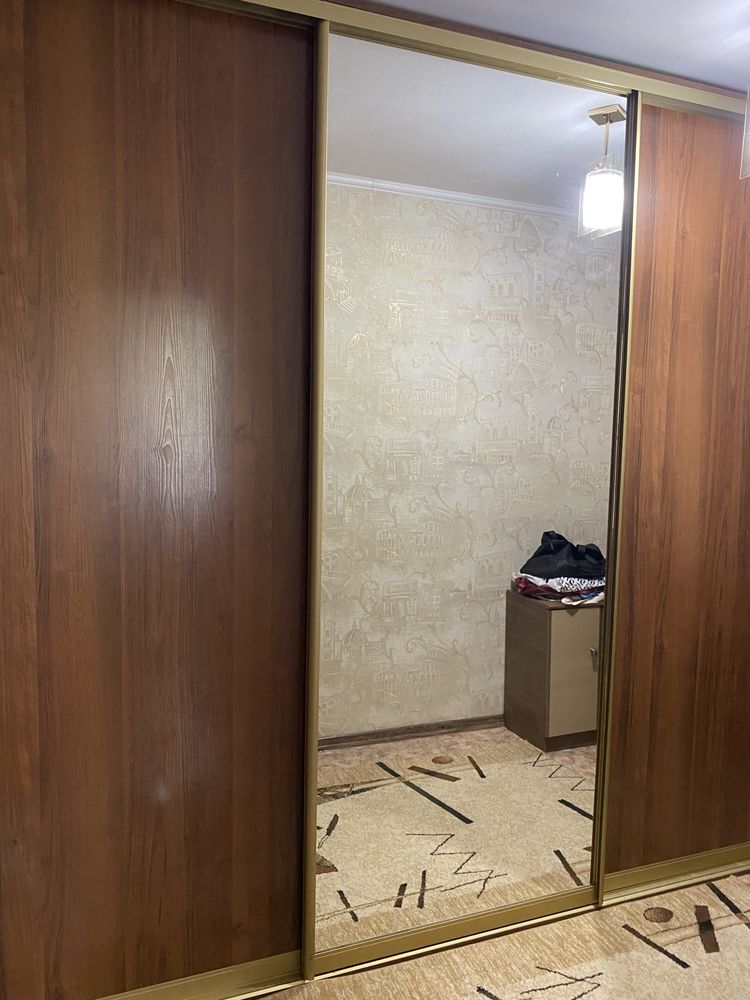 Продам шкаф-купе ЛДСП