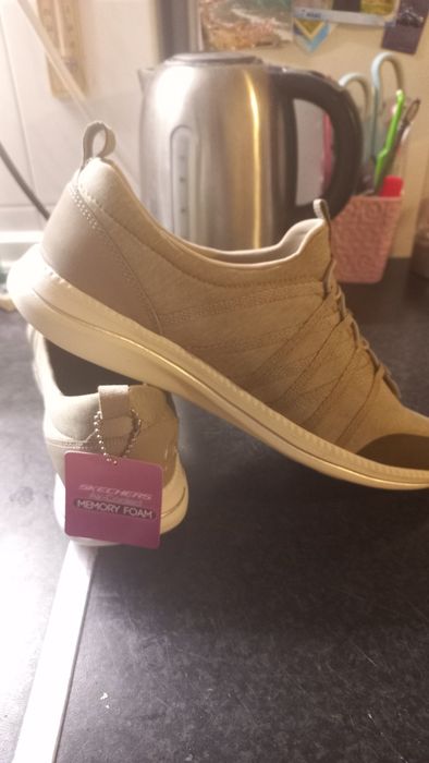 Нови маратонки Skechers