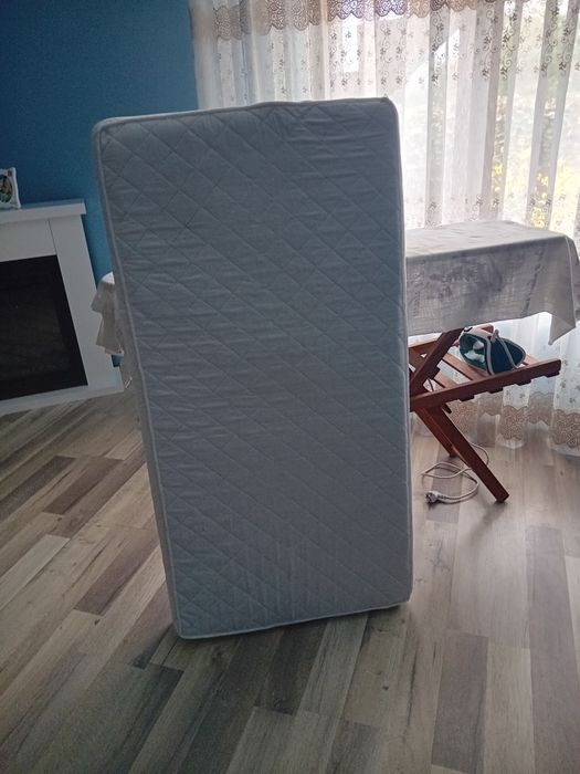 Vând saltea de patut de cocos