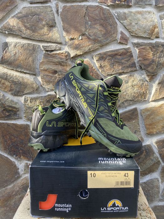 La Sportiva Akyra , marimea 43