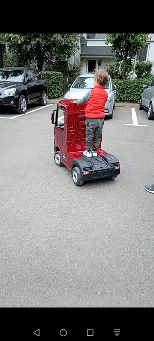 Mercedes Actros Electric pentru copii