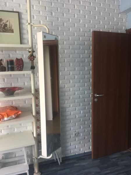 Двустаен имот в кв.Света Троица