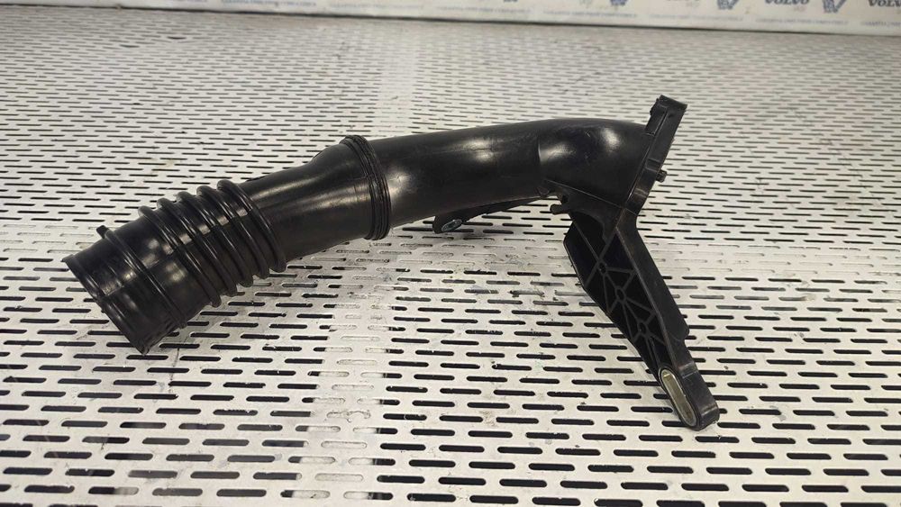 tubulatura plastis admisie VOLVO S60 V60 1.6D D2 115cp E5 2010-2014