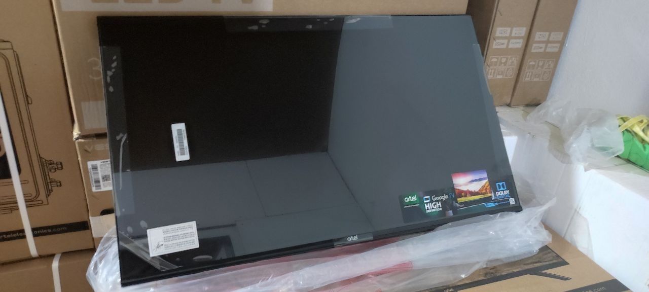 Телевизор АRTEL 43"_ SMART TV