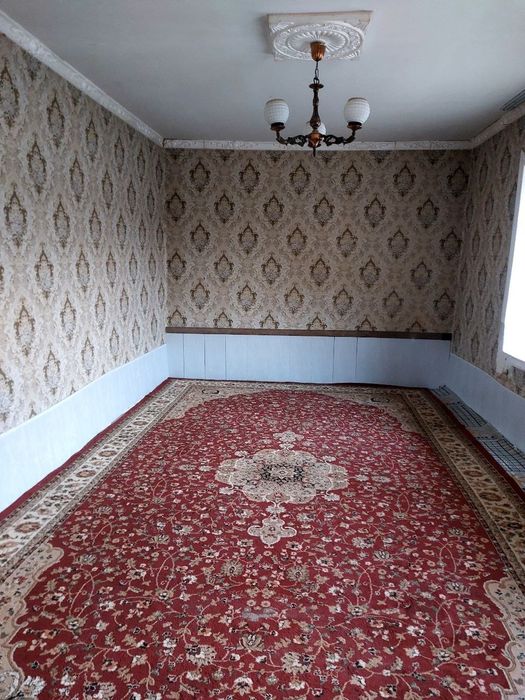 Ижарага  участка берилади  назарбек  2 хона  хамма шаройит бор  200&