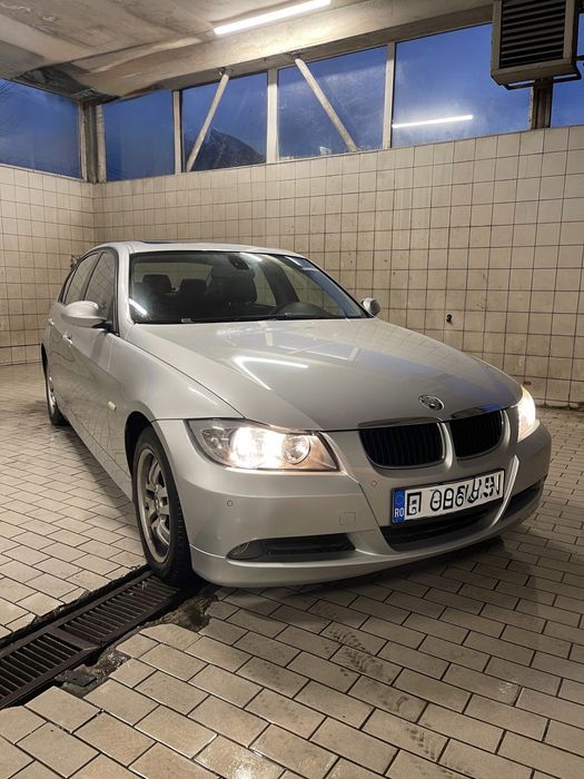 Vand BMW 320i, cutie automata, 219.000 km