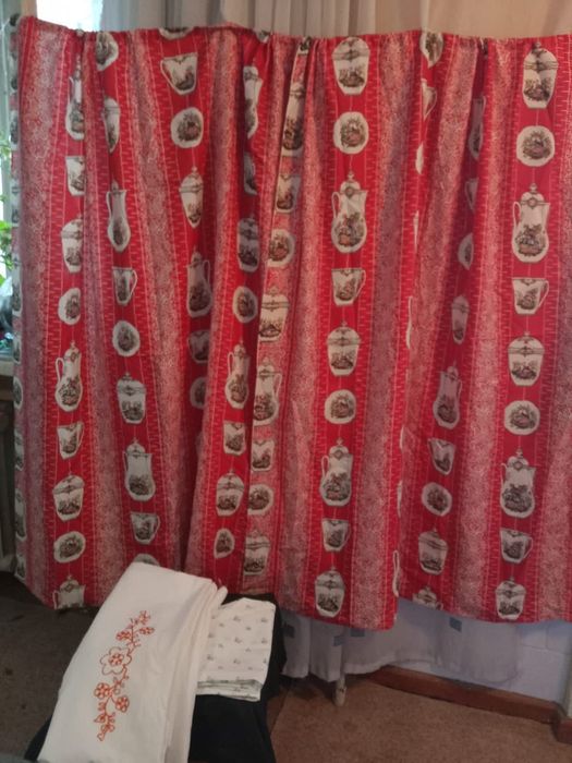 Продам шторы для кухни,Пододеяльники 
Наволочки