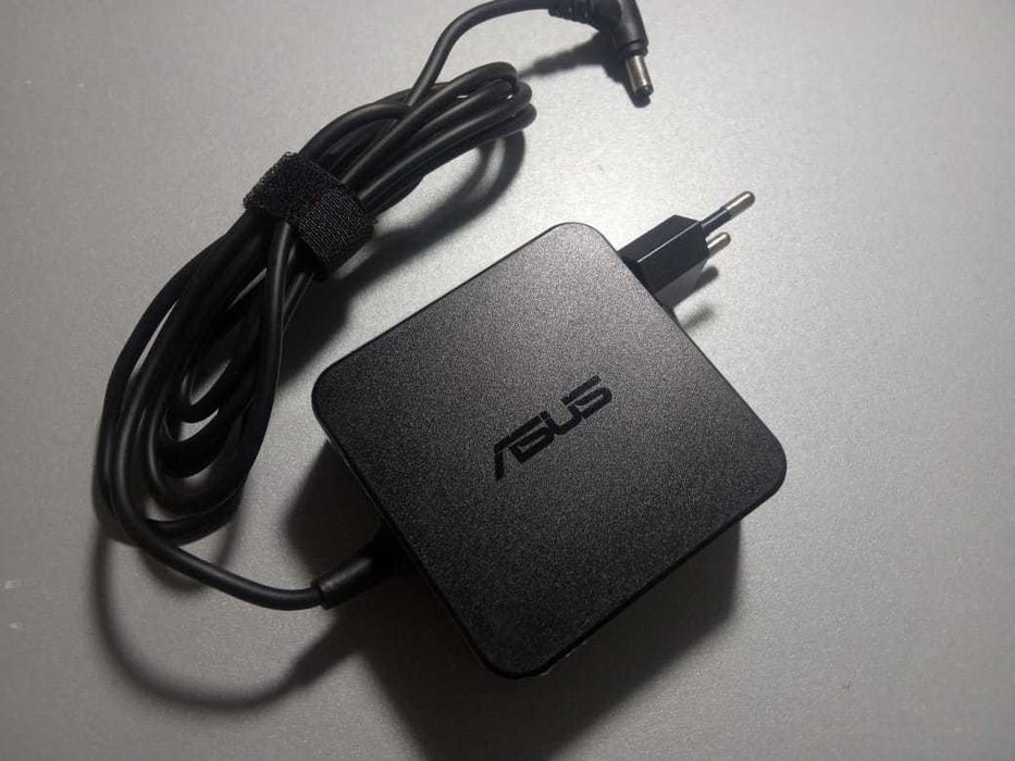 зарядка Asus, зарядка на ноутбук Asus, зарядка для ноутбука Asus
