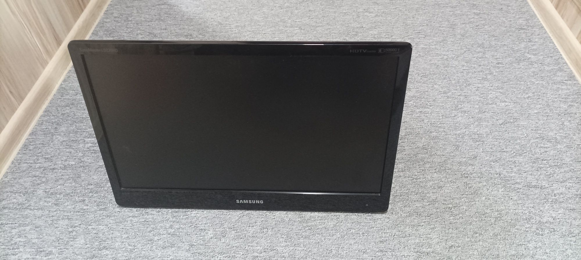 SAMSUNG монитор LD220HD