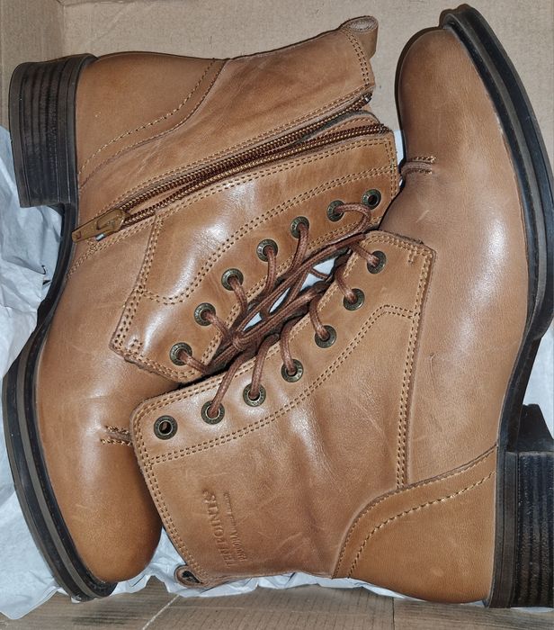 Нови обувки Pandora 37 номер-естествена кожа