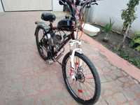 Vand bicicleta cu motor