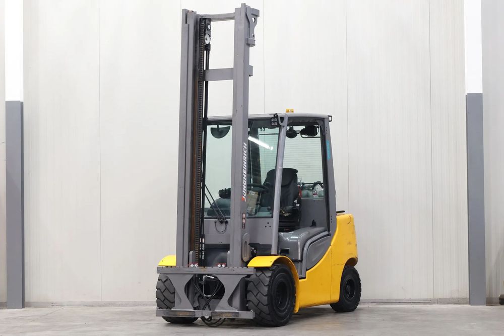 Jungheinrich TFG435s