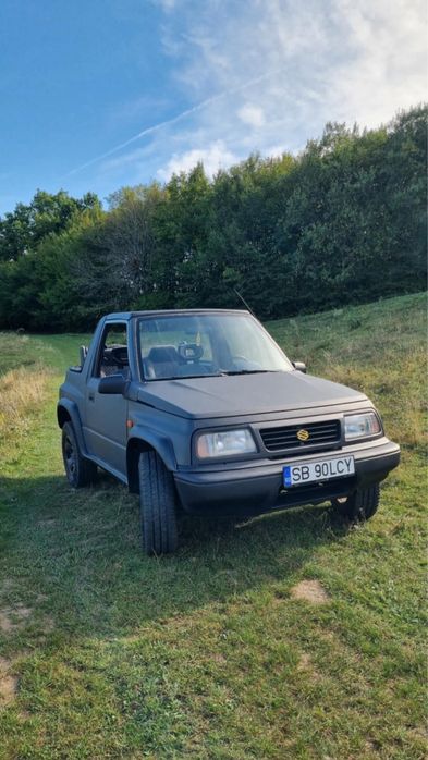 Suzuki Vitara 1.6 16V Cabrio cu Hard Top