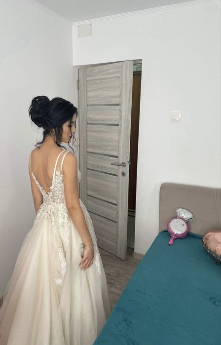 Vand rochie de mireasa Zetana, colectia Tones of Couture