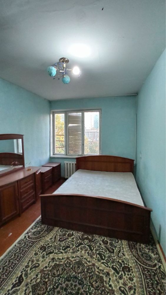 Minor metro Ц5 2/4/4 balkon 2/6 srochno sotiladi