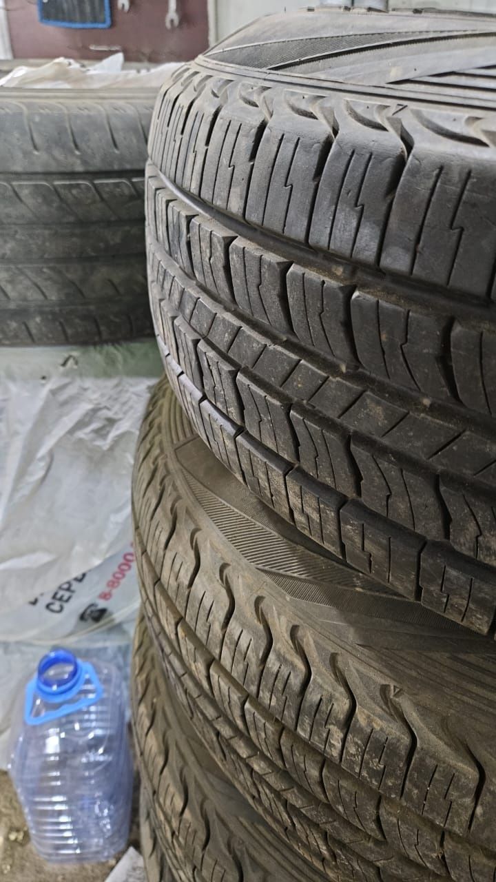 235/75/15 продам шины в хорошем состоянии