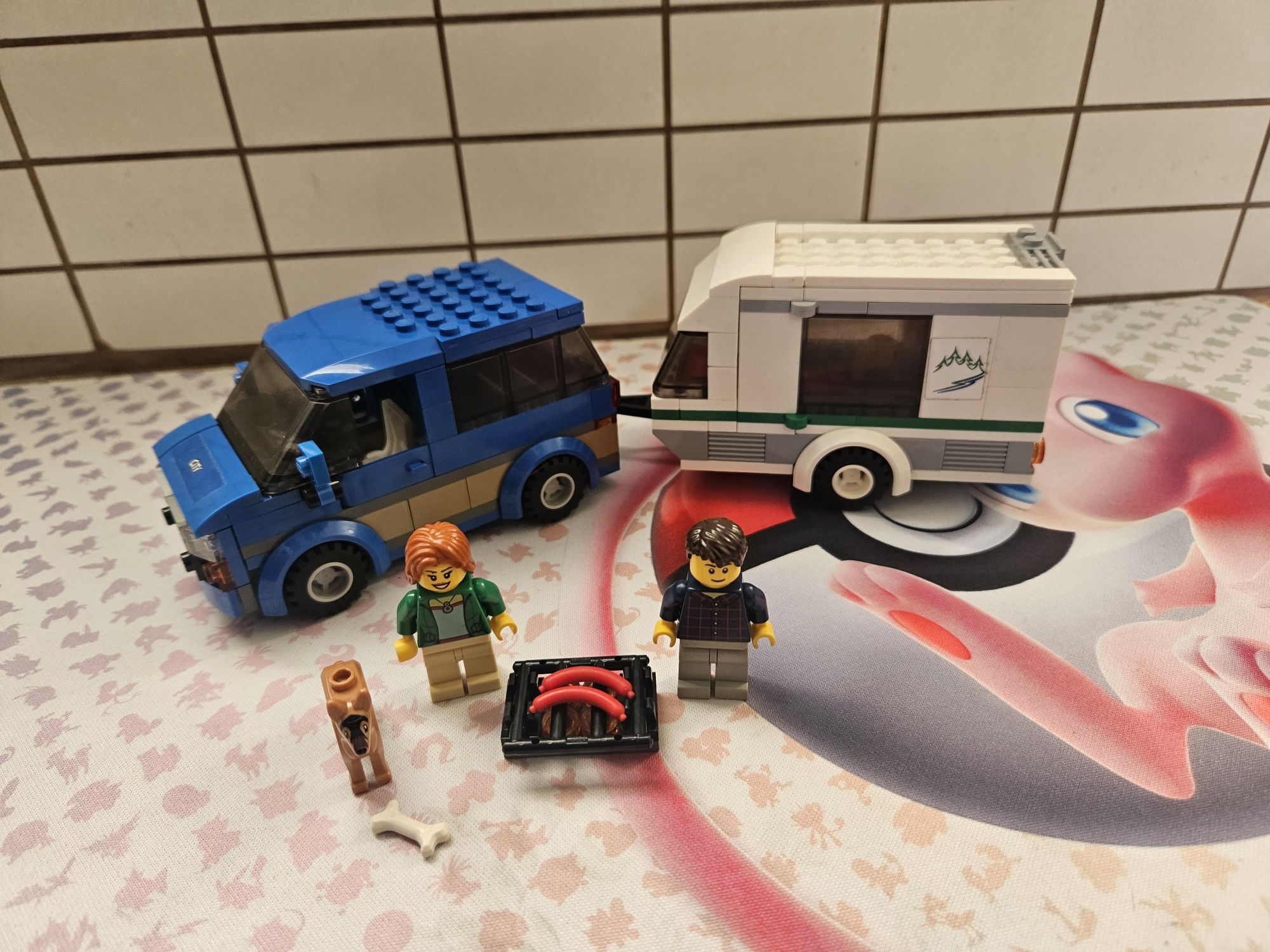 Lego city masina cu caravana