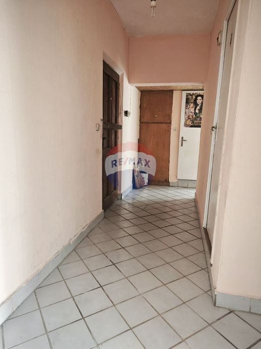 Продава се Двустаен апартамент в Варна, Автогара - 61 кв.м за 1804 €/кв.м - Снимка #11