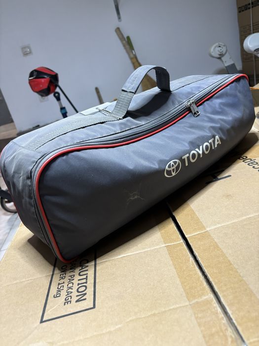 Оригинальный комплект сумка Toyota (Camry, Corolla, RAV4 и др.)