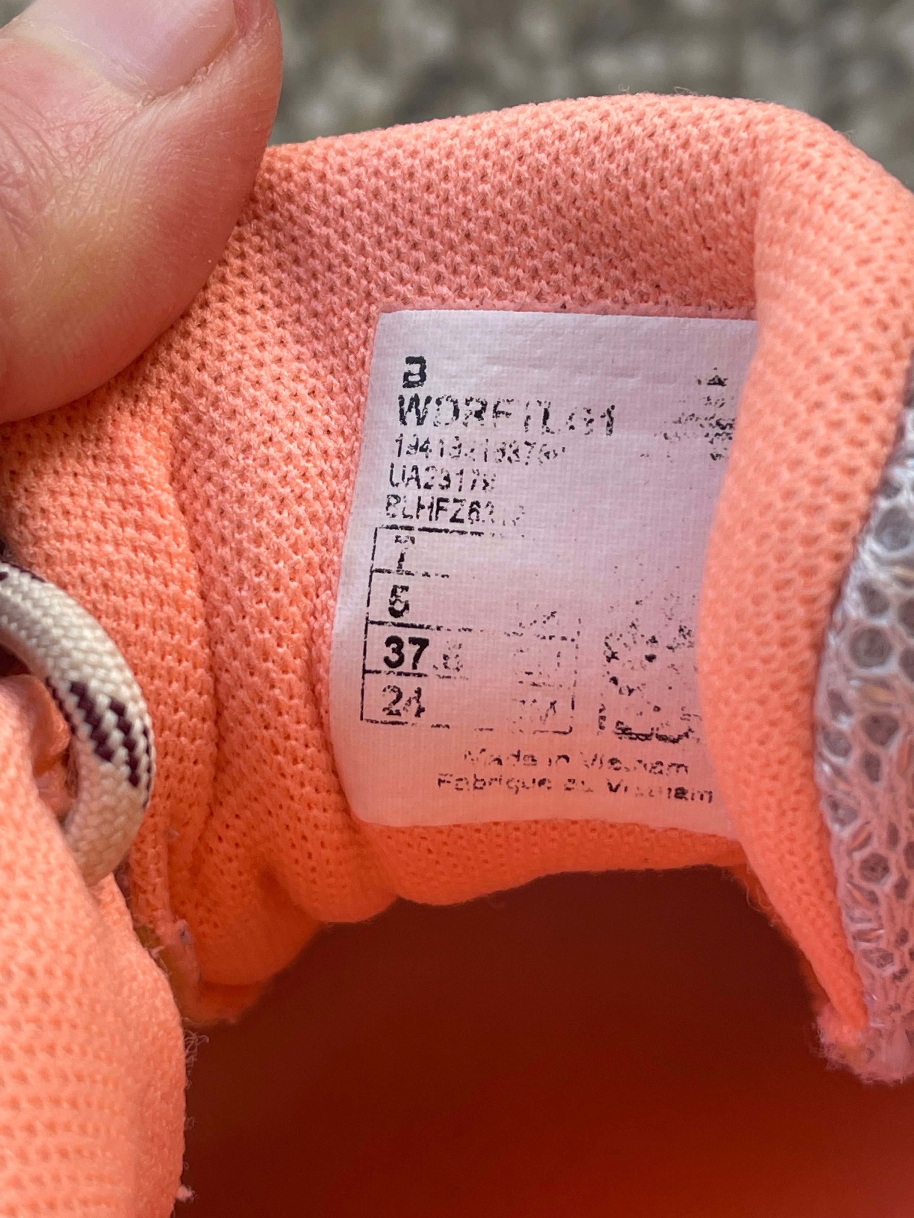 Маратонки New Balance