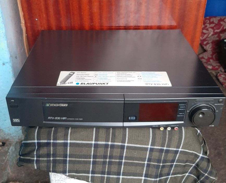Vând videorecorder blaupunkt stereo rtv-830 în stare bună