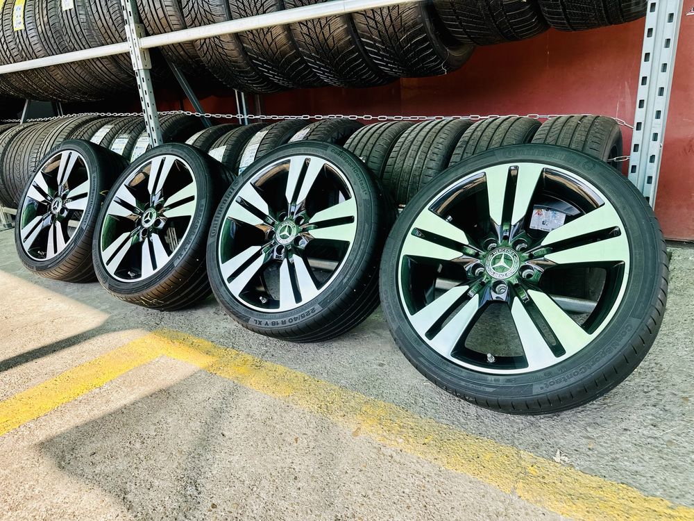 Jante Mercedes 18 A B C E CLA GLA | 225/40 R18 92Y XL Continental CSC5