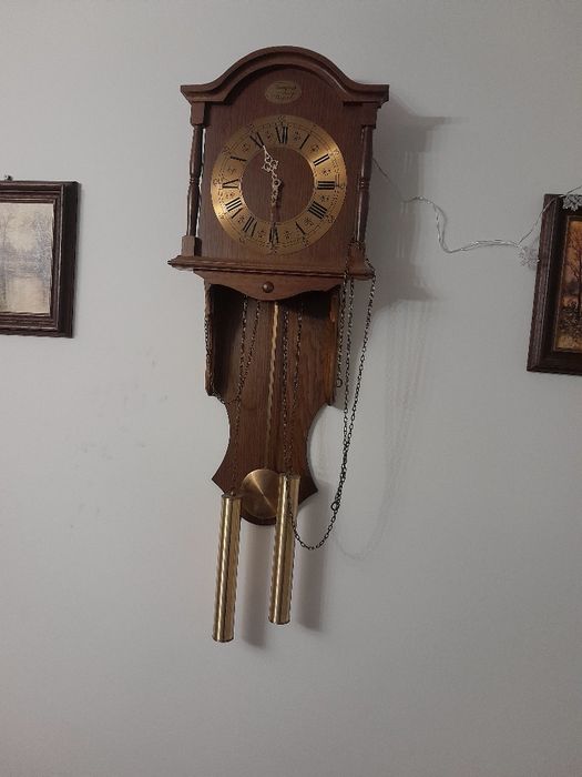 Ceas de perete cu pendula