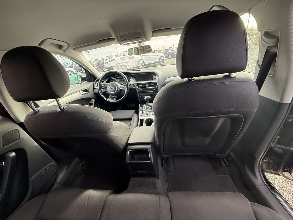 Audi A 4 ,automat ,143 cp ,2013