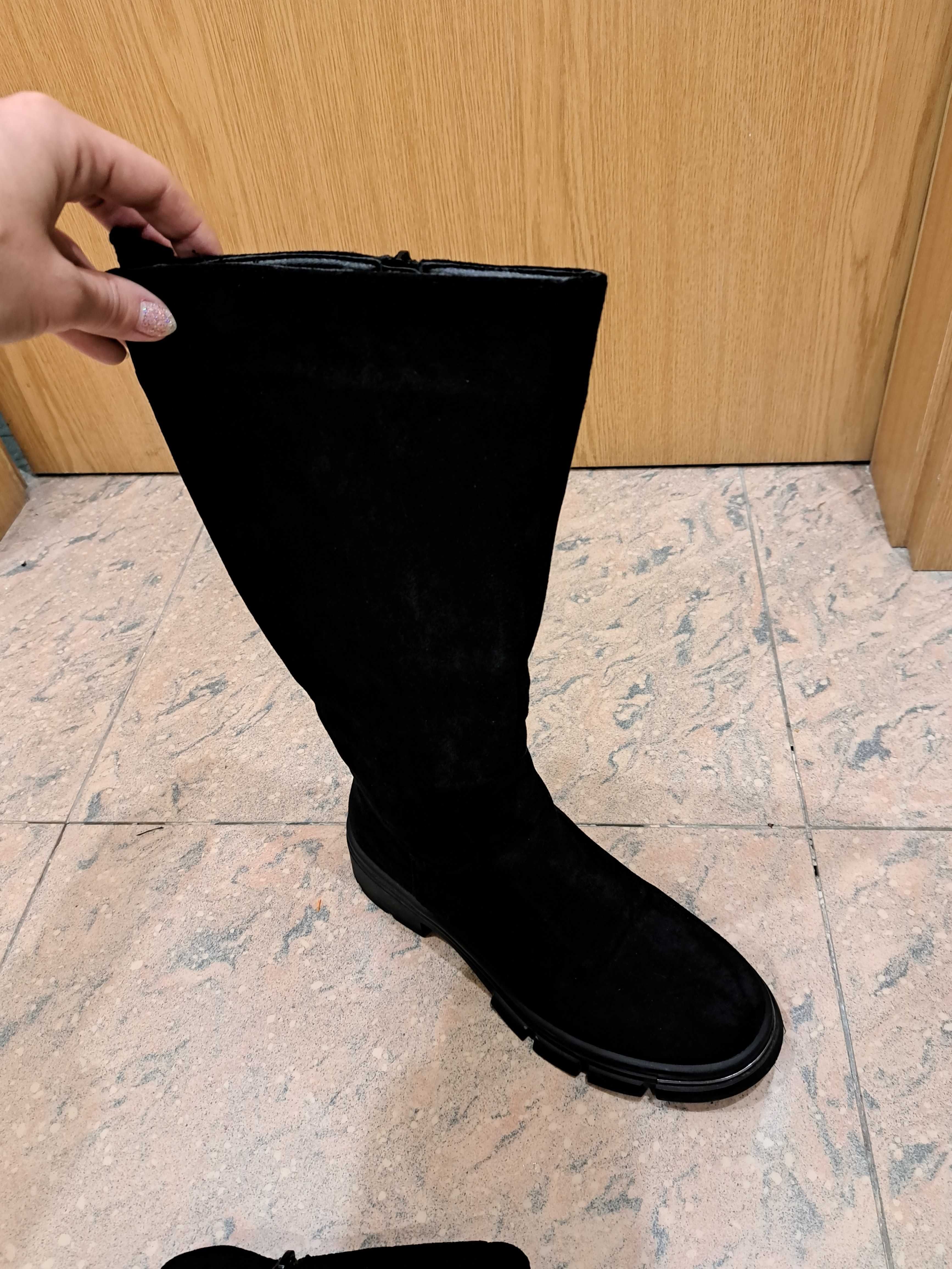 Продавам дамски, черни ботуши - перфектно състояние!