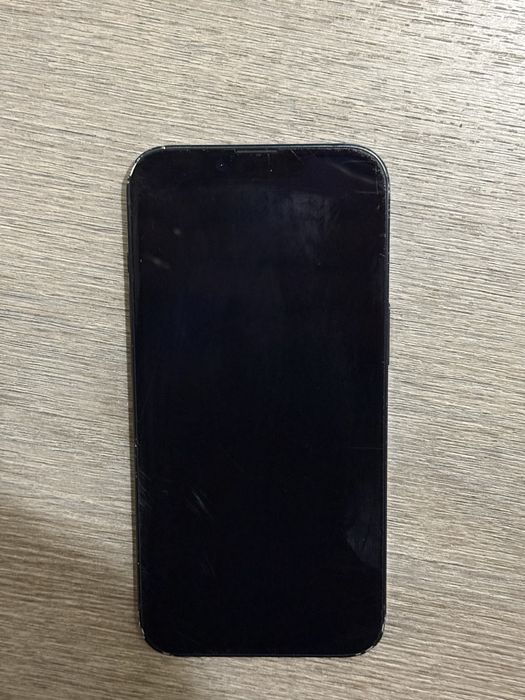 iPhone 14 128GB козметични забележки