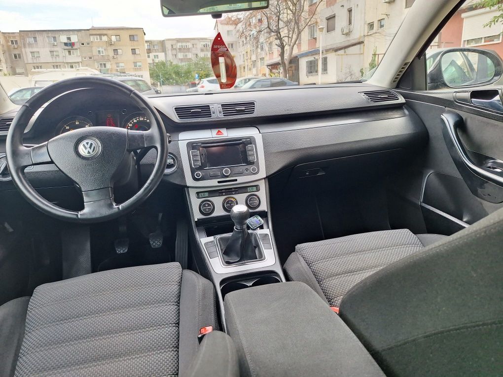 Vând Volkswagen passat Stare ireproșabil 2.0 diesel 140 CP