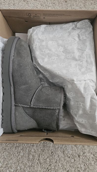 Ugg classic II mini gri