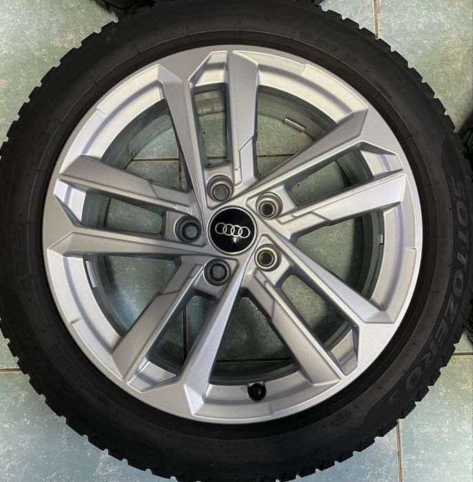 Jante aliaj R17 originale AUDI A3 205/50/17 Pirelli iarna