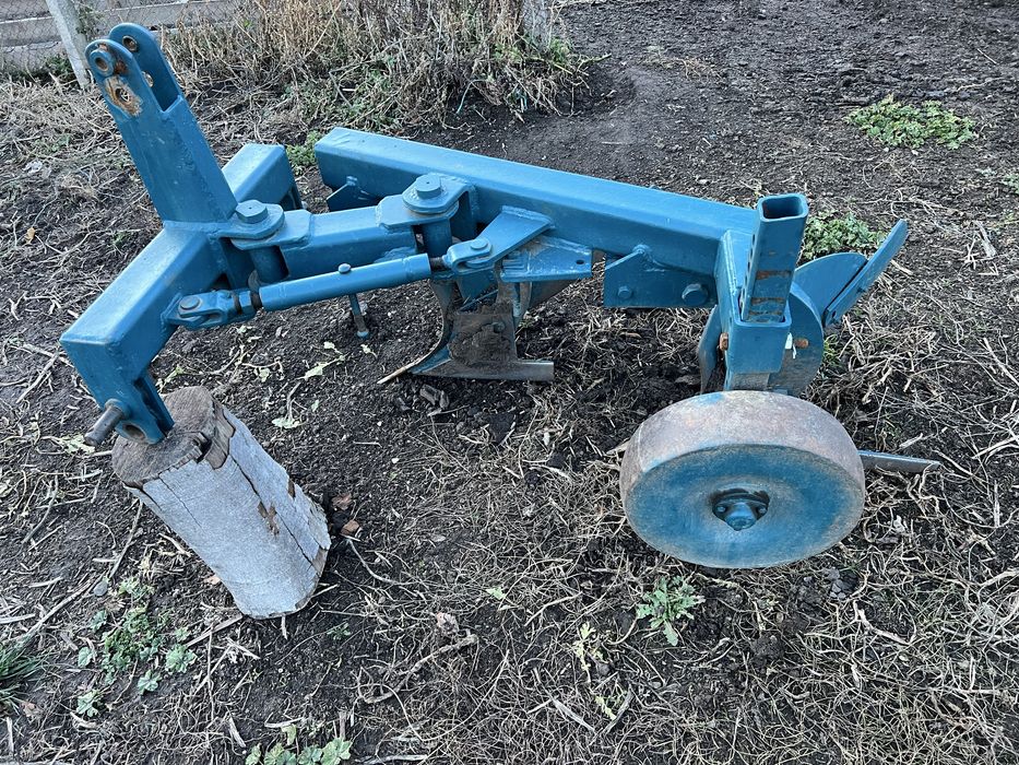 Plug cu două tulpițe