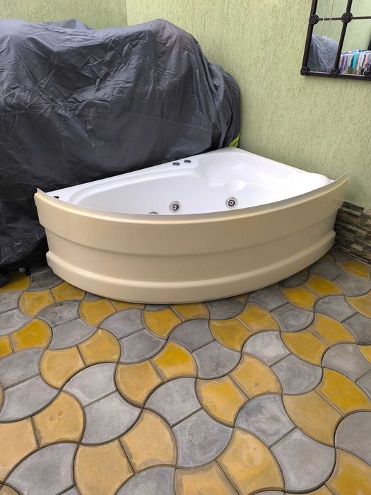 Cada cu hidromasaj