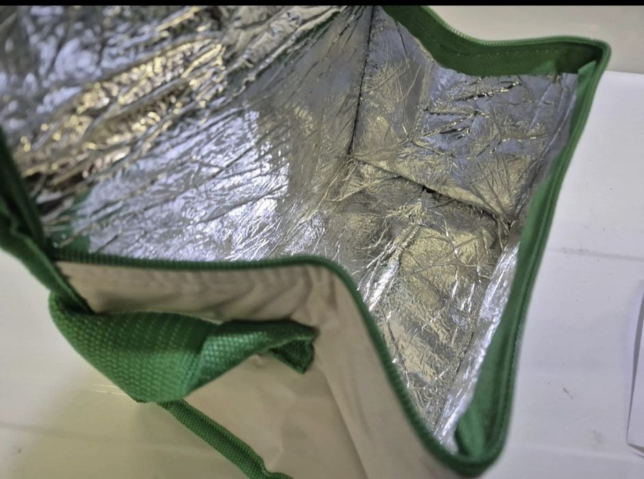 Geanta termoizolanta alb verde 21 x 14 x 14 cm , 3 bucati , noi ,