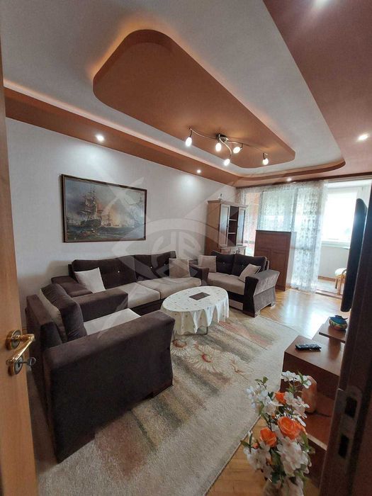 Дава се под наем Тристаен апартамент в Варна, Трошево - 103 кв.м за 700 € - Снимка #1