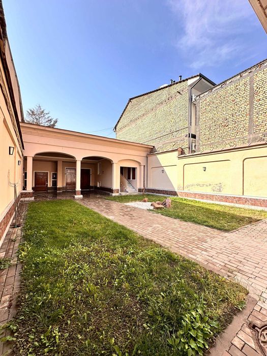 Участок в Яккасарае возле Гостиницы Россия 3,65 сотки