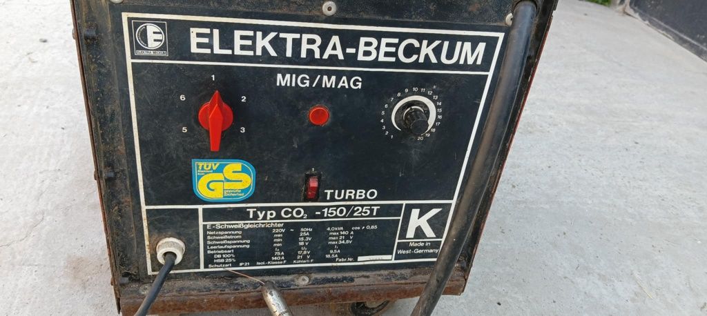 Телоподаващ апарат( СО ) Elektra-Beckum 150/ 25T