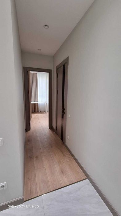 сдается квартира на NRG Oybek 3х ком.