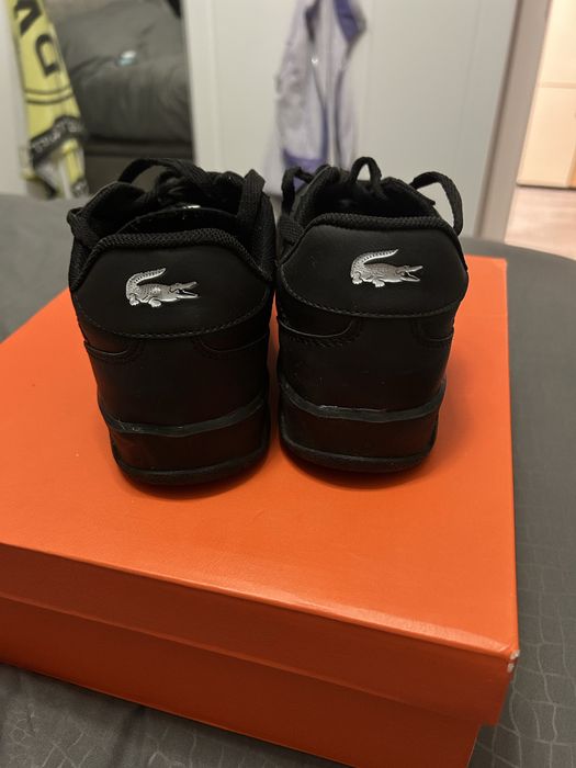 Lacoste обувки