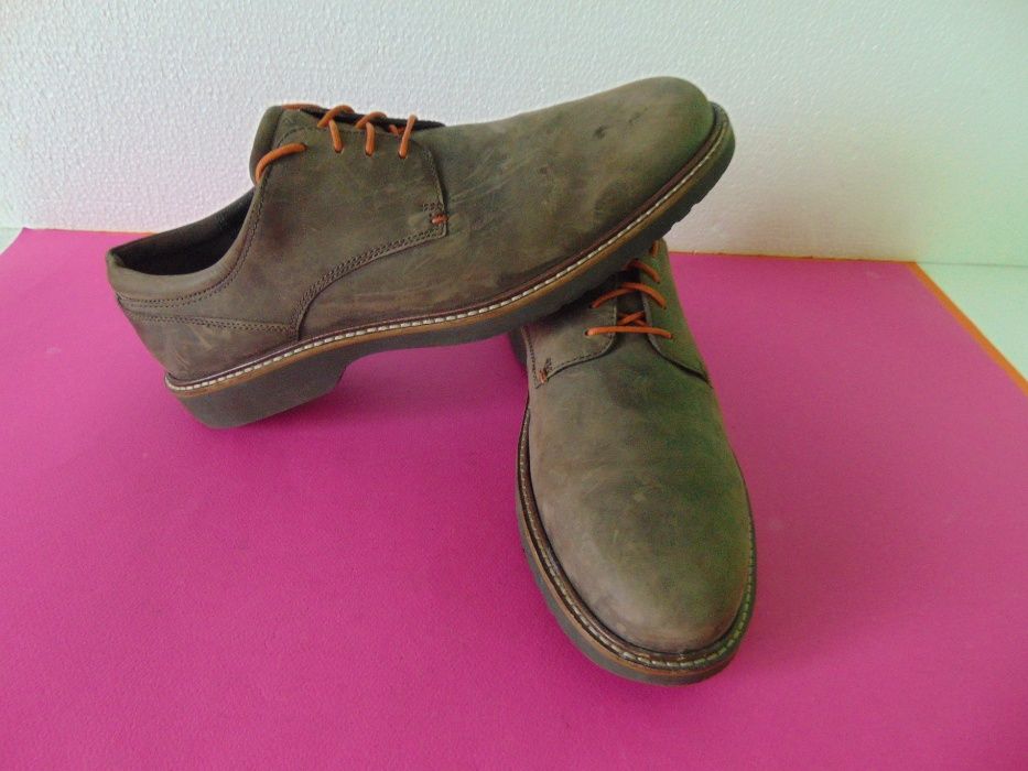 НОВИ Ессо номер 45 Оригинални спортни обувки