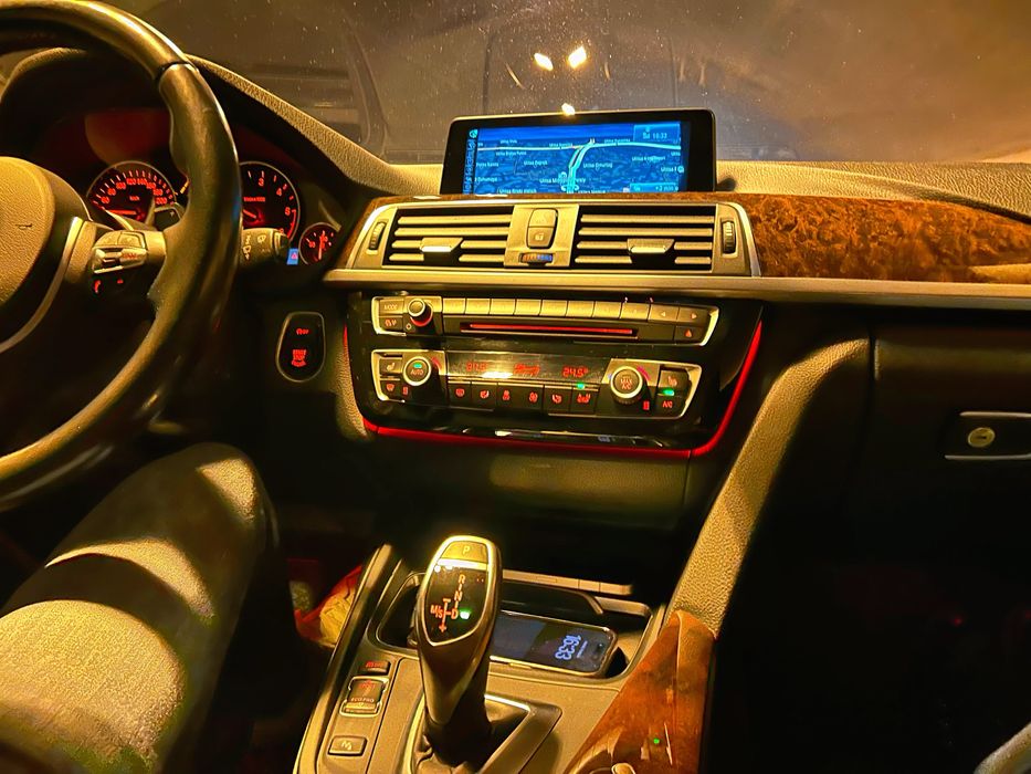 BMW 320 xDrive Facelift M sport Adaptive LED