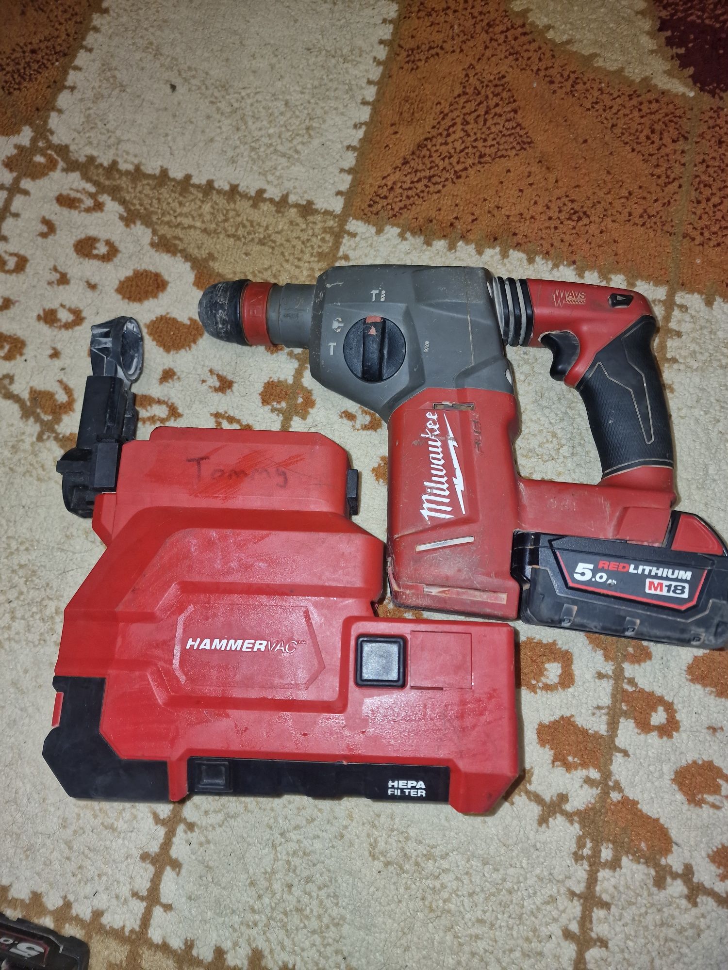 Scule Milwaukee m18