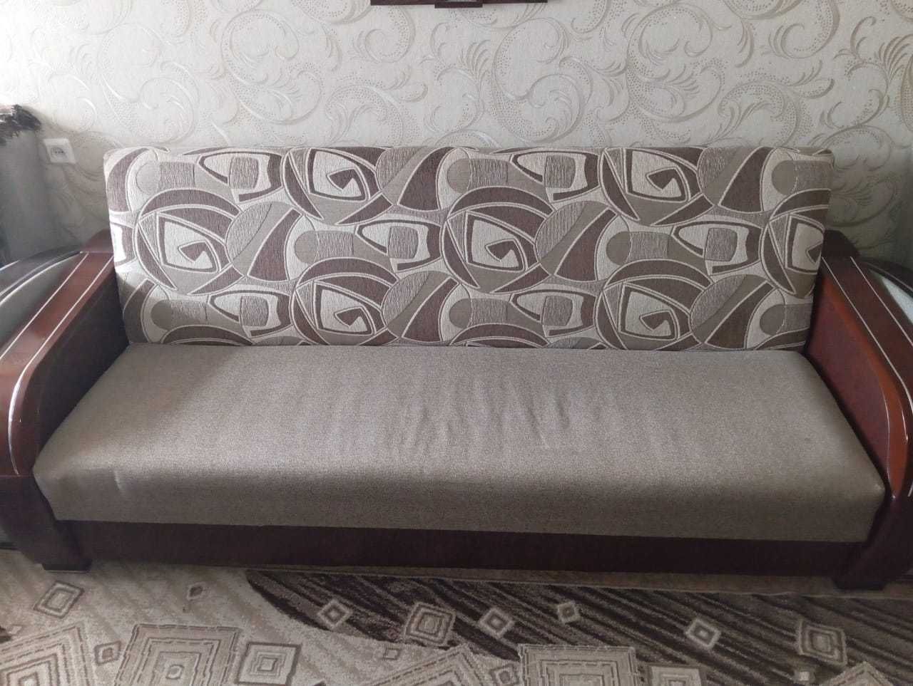 Продам диван раскладной б/у в отличном состоянии