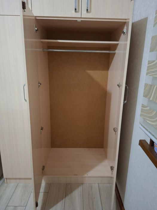 Шкаф …………………………….