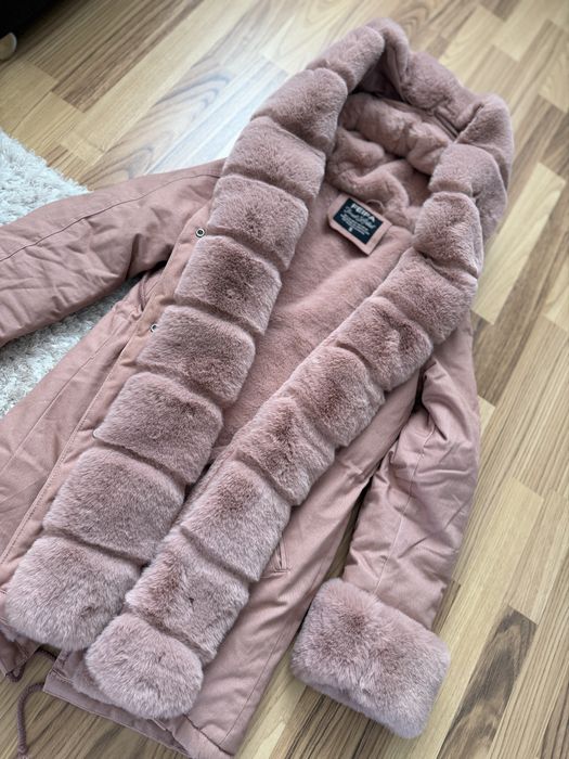 Geaca cu blana detasabila