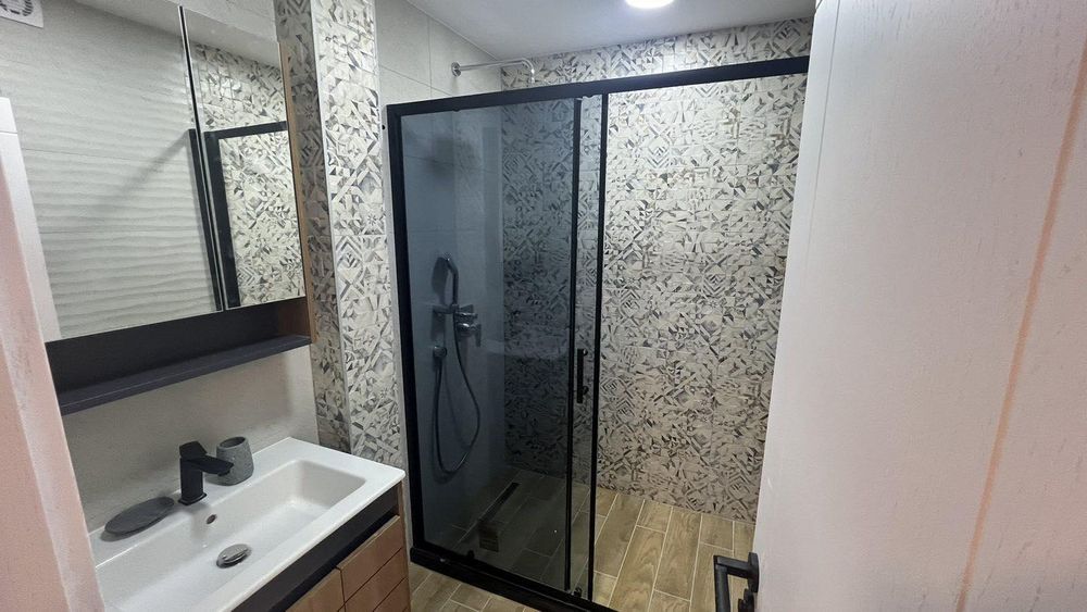 Дава се под наем Тристаен апартамент в Варна, Чайка - 110 кв.м за 1100 € - Снимка #9